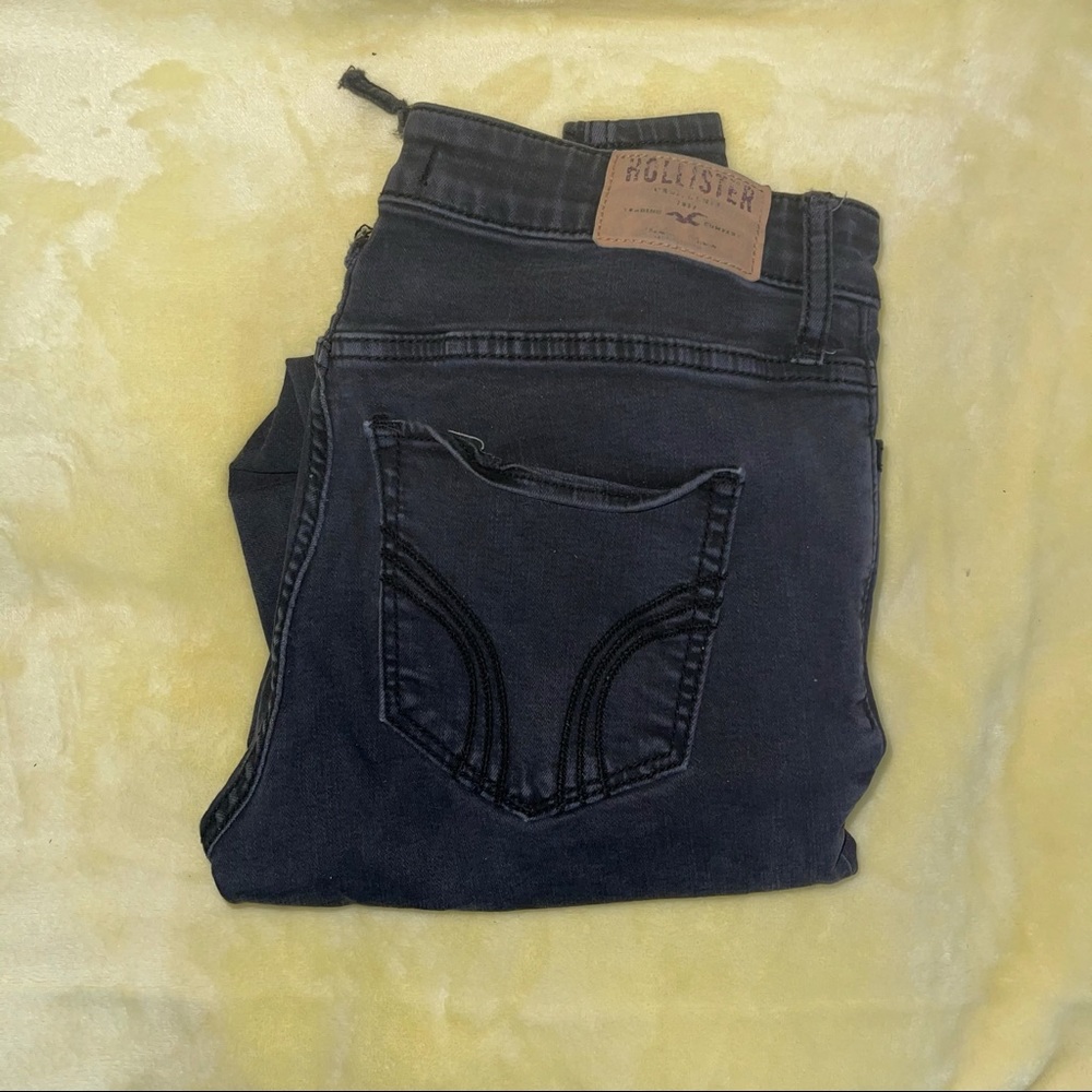 🔥RAPID SALE Hollister Jeans